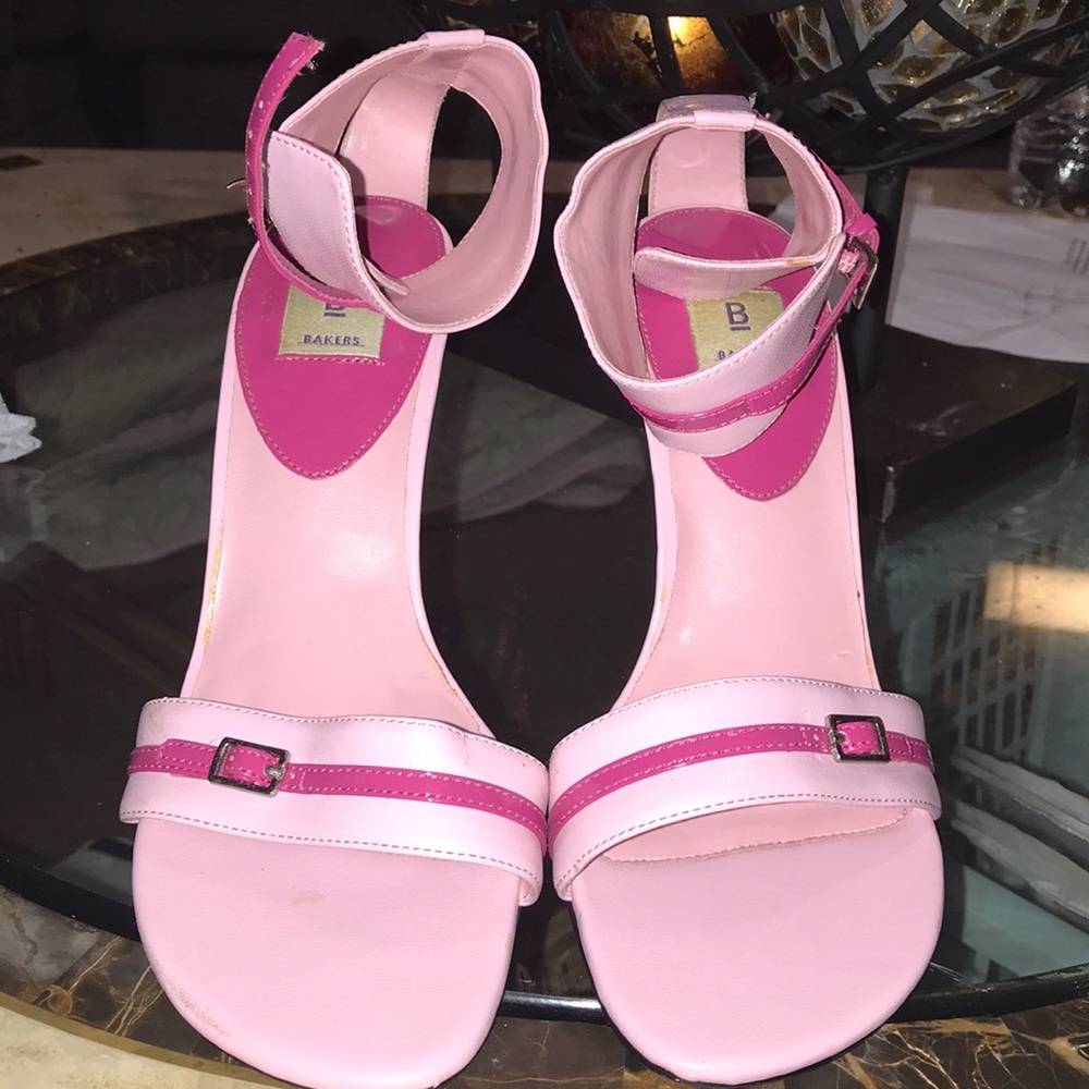 Women high heel shoes